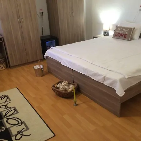 Casa Julius Гостьовий будинок